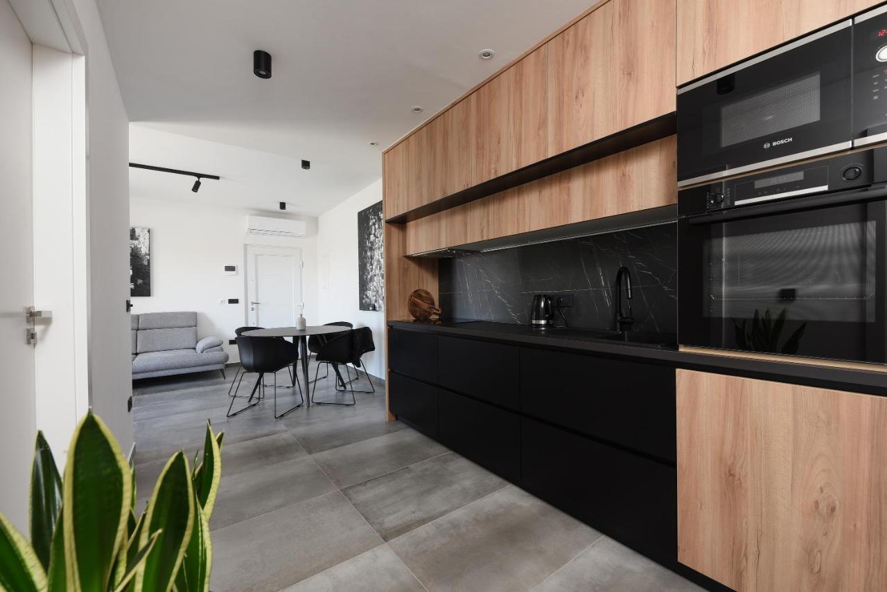 Luxury Apartment N Zadar Bagian luar foto