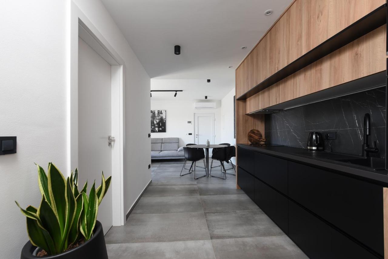 Luxury Apartment N Zadar Bagian luar foto